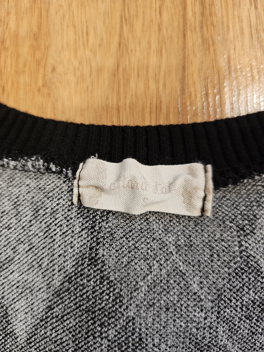 Cropped Black and Gray Argyle Knit V-Neck Sweater Vest Women's Small - Picture 4 of 11